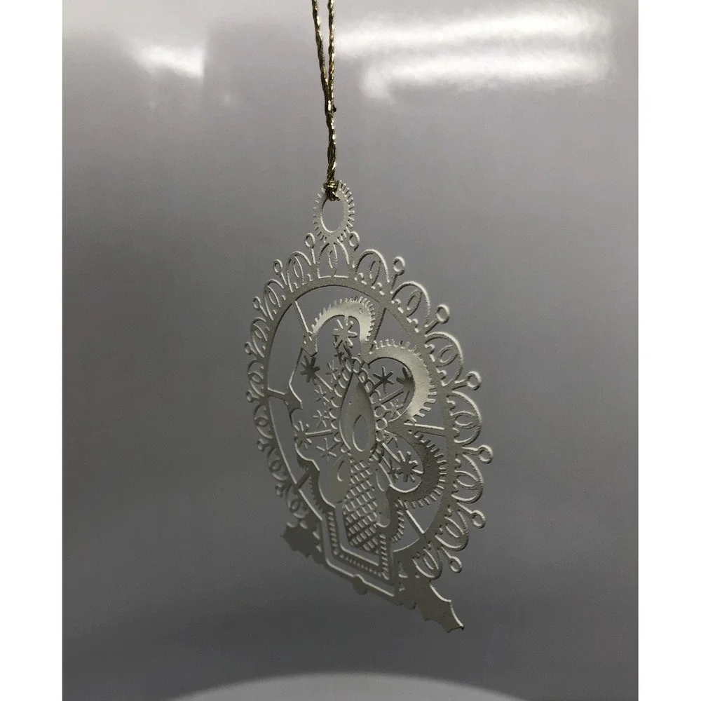 Vintage Christmas Ornament White‎ Type Metal Candle Delicate Cut-Out 2.5